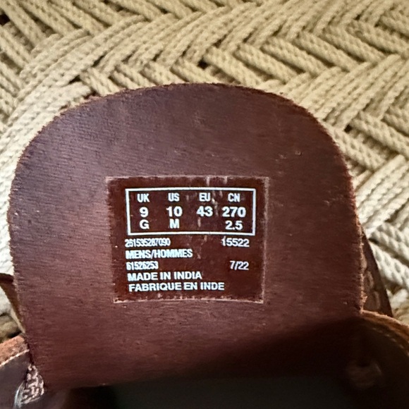 Clarks Bushacre Brown Leather Chukka Boots Men's 10 - Picture 8 of 9